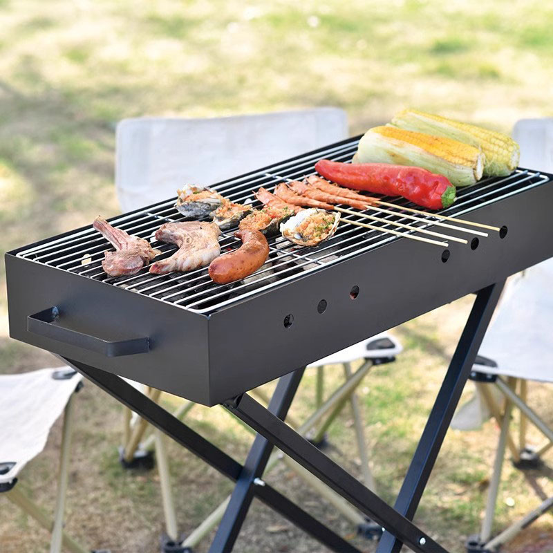 Fedett X alakú grill